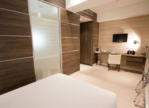 Wesley Hotel